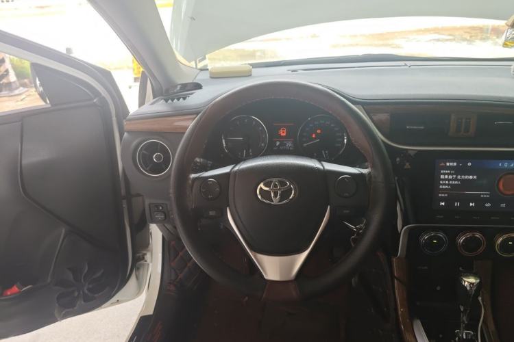 Used Toyota Corolla 2017 Revised Version 1.2T S-CVT GL-i Steering Wheel