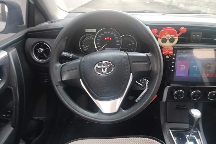 Used Toyota Corolla 2017 Revised Version 1.2T S-CVT GL Steering Wheel