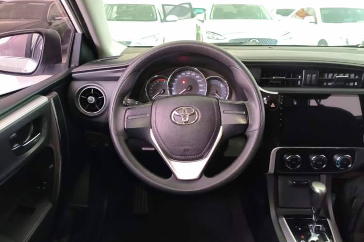 Used Toyota Corolla 2017 Revised Version 1.2T S-CVT GL Steering Wheel