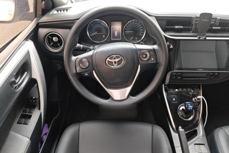 Used Toyota Corolla 2017 Revised Dual-Engine 1.8L E-CVT Leading Edition Steering Wheel