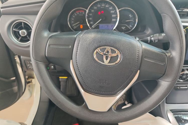 Used Toyota Corolla 2017 Revised Version 1.2T S-CVT GL Steering Wheel