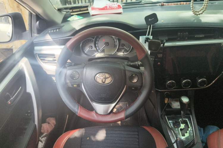 Used Toyota Corolla 2017 1.6L CVT GL Steering Wheel