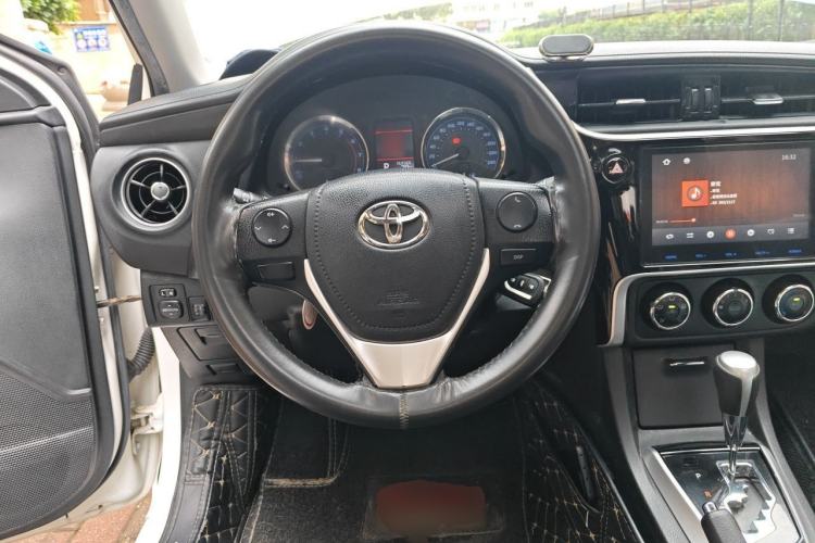 Used Toyota Corolla 2017 Revised Version 1.2T S-CVT GL-i Steering Wheel