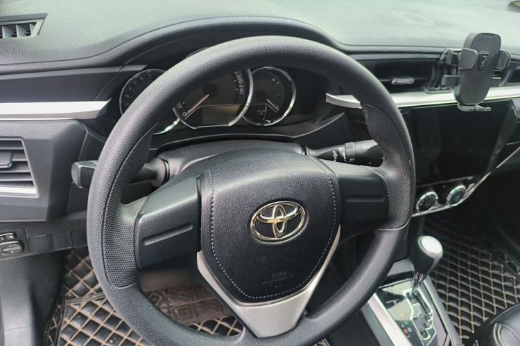 Used Toyota Corolla 2017 Revised Version 1.6L S-CVT GL Steering Wheel