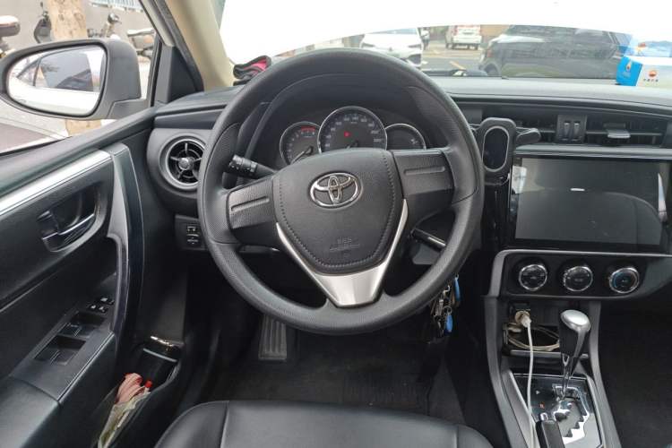 Used Toyota Corolla 2017 Revised Version 1.2T S-CVT GL Steering Wheel