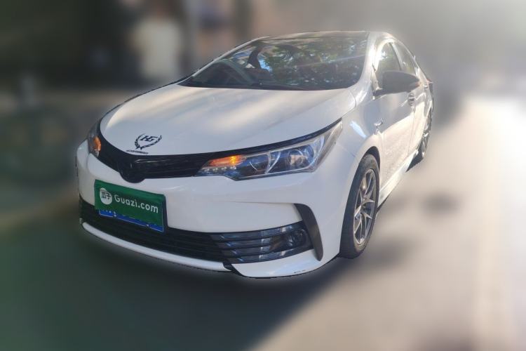 Toyota Corolla 2017 Revised Dual-Engine 1.8L E-CVT Leading Edition usado Guazi used car, China used car export, Used car for sale, Used cars, Cheapest cars for sale