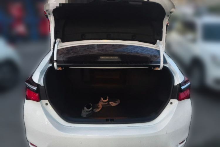 Used Toyota Corolla 2017 Revised Dual-Engine 1.8L E-CVT Elite Edition Trunk