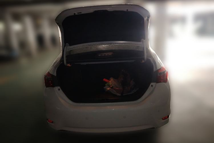 Used Toyota Corolla 2017 Revised Version 1.6L S-CVT GL Trunk
