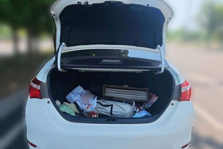 Used Toyota Corolla 2017 1.2T Manual GL Trunk