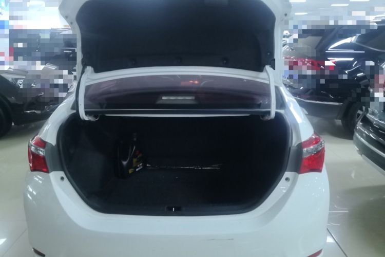 Used Toyota Corolla 2017 Revised Version 1.2T S-CVT GL Trunk