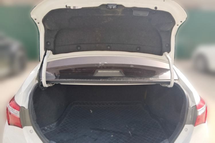 Used Toyota Corolla 2017 Revised Version 1.2T S-CVT GL Trunk