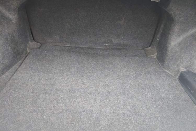 Used Toyota Corolla 2017 Revised Version 1.2T S-CVT GL Trunk