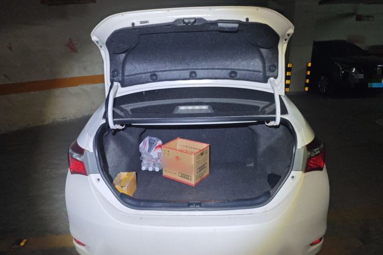 Used Toyota Corolla 2017 Revised Version 1.2T S-CVT GL Trunk