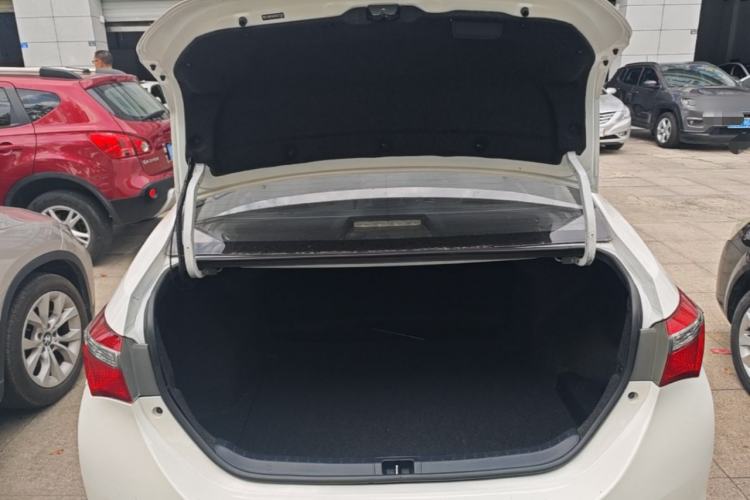 Used Toyota Corolla 2017 Revised Version 1.2T S-CVT GL-i Trunk