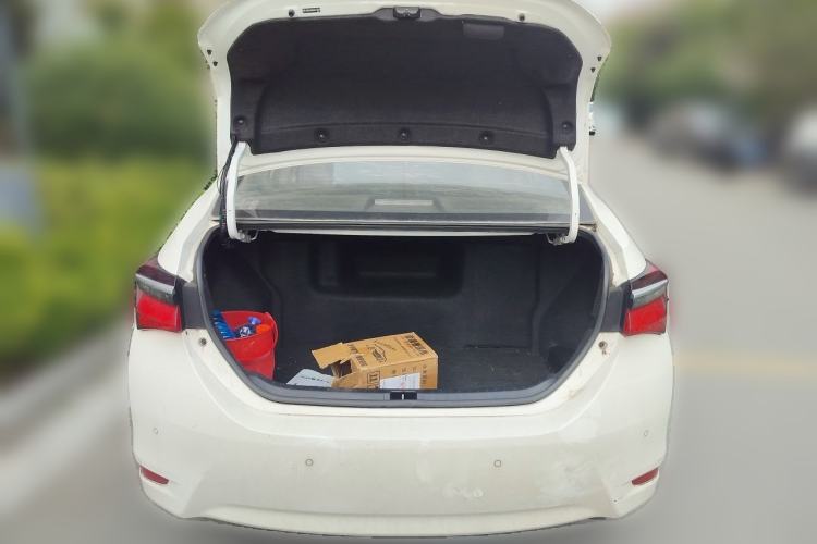 Used Toyota Corolla 2017 Revised Dual-Engine 1.8L E-CVT Elite Edition Trunk
