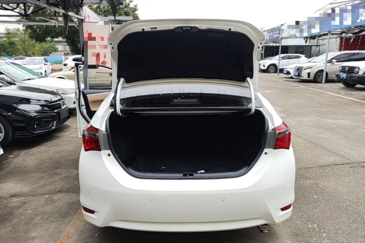 Used Toyota Corolla 2017 Revised Version 1.2T S-CVT GL Trunk