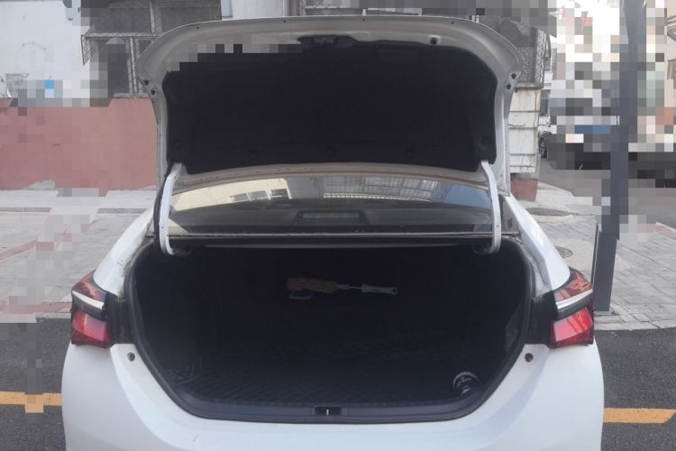 Used Toyota Corolla 2017 Revised Dual-Engine 1.8L E-CVT Leading Edition Trunk