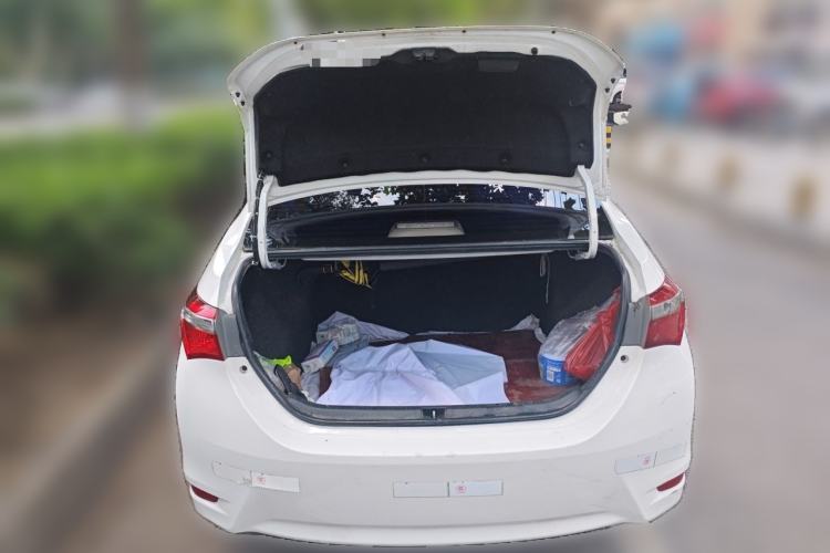 Used Toyota Corolla 2017 Revised Version 1.2T S-CVT GL Trunk