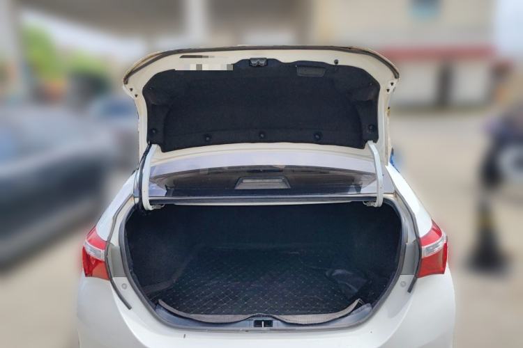 Used Toyota Corolla 2017 1.2T CVT GL Trunk