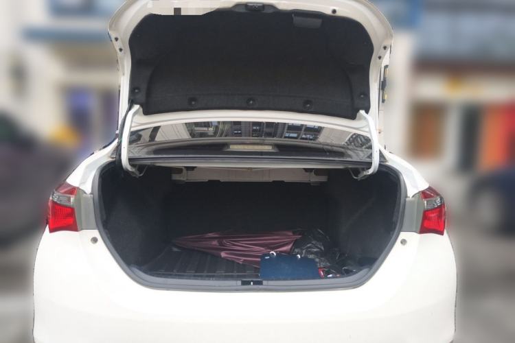 Used Toyota Corolla 2017 Revised Version 1.6L S-CVT GL Trunk