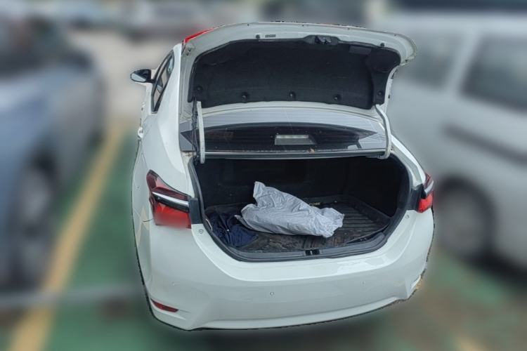 Used Toyota Corolla 2017 Revised Dual-Engine 1.8L E-CVT Elite Edition Trunk