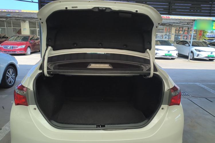 Used Toyota Corolla 2017 Revised Version 1.2T S-CVT GL-i Trunk