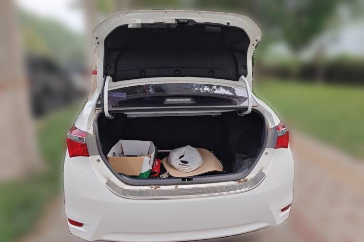 Used Toyota Corolla 2017 Revised Version 1.2T S-CVT GL Trunk