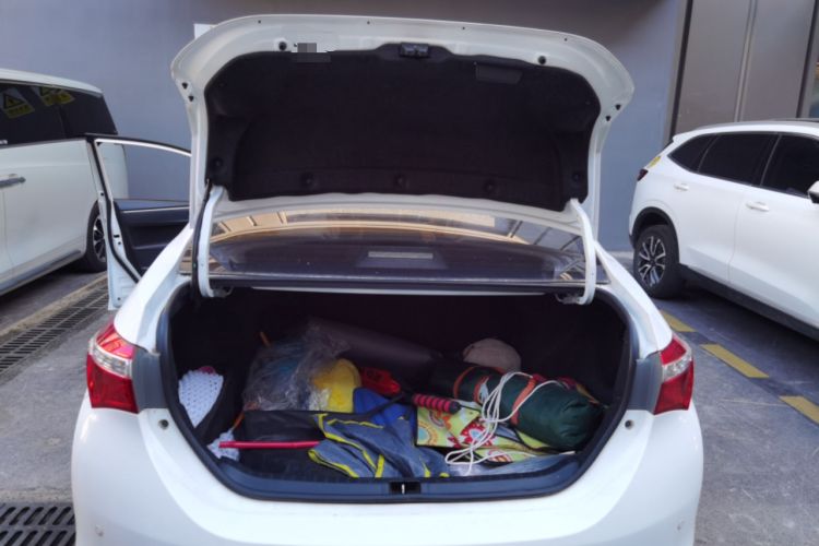 Used Toyota Corolla 2017 1.2T CVT GL Trunk