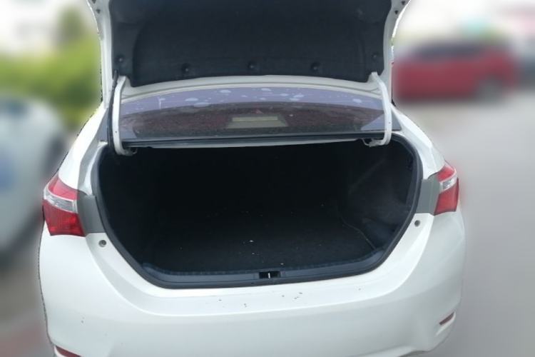 Used Toyota Corolla 2017 1.2T CVT GL Trunk