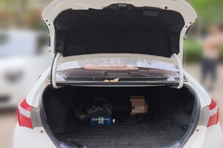 Used Toyota Corolla 2017 1.6L CVT GL Trunk