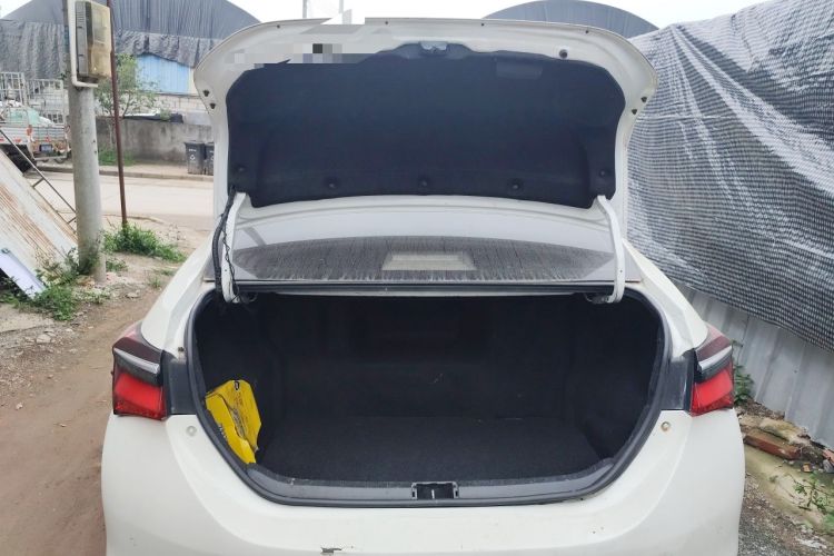 Used Toyota Corolla 2017 Revised Dual-Engine 1.8L E-CVT Elite Edition Trunk