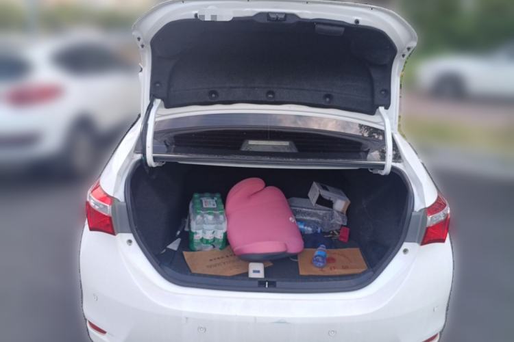 Used Toyota Corolla 2017 1.2T CVT GL Trunk