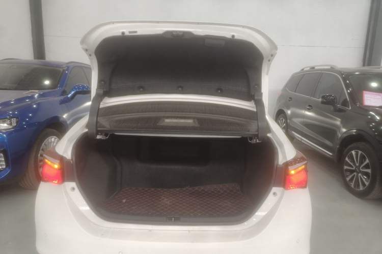 Used Toyota Corolla 2017 Revised Dual-Engine 1.8L E-CVT Elite Edition Trunk