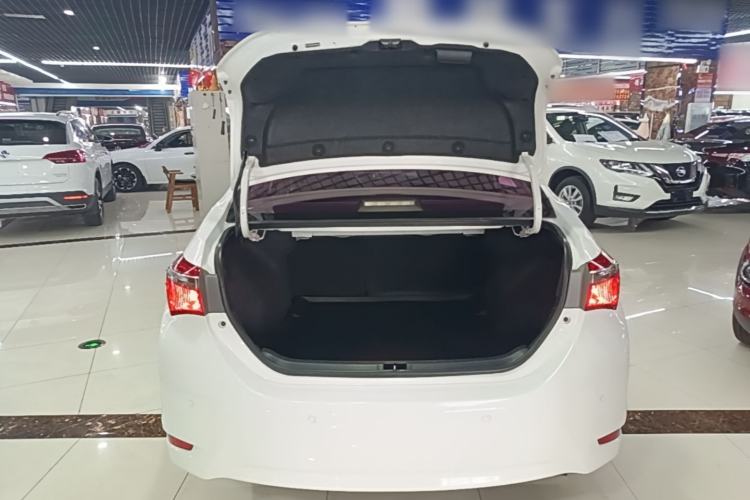 Used Toyota Corolla 2017 1.2T CVT GLX-i Trunk