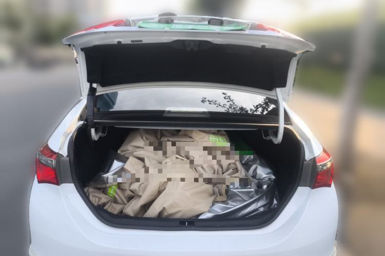 Used Toyota Corolla 2017 Revised Version 1.2T S-CVT GL Trunk