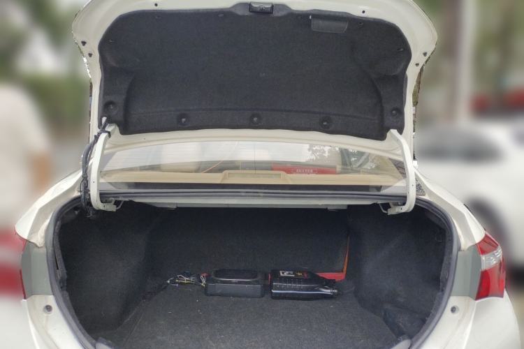Used Toyota Corolla 2017 1.6L CVT GL Trunk