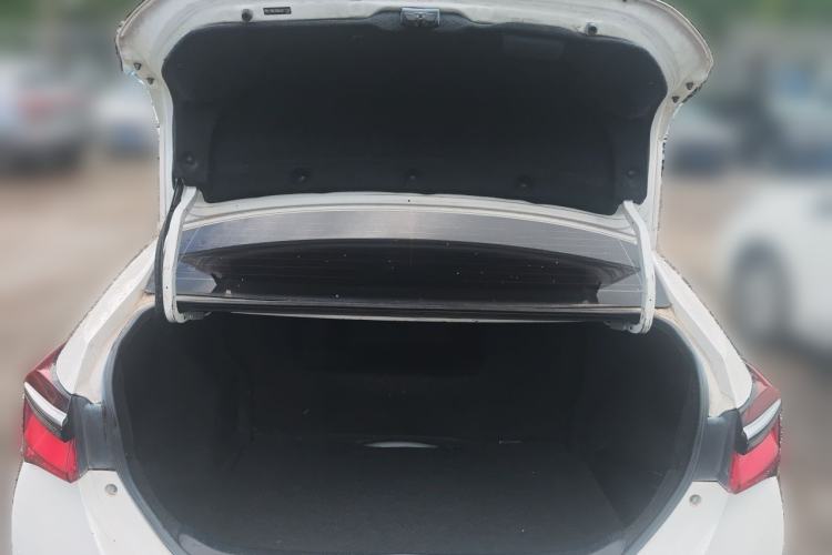 Used Toyota Corolla 2017 Revised Dual-Engine 1.8L E-CVT Leading Edition Trunk