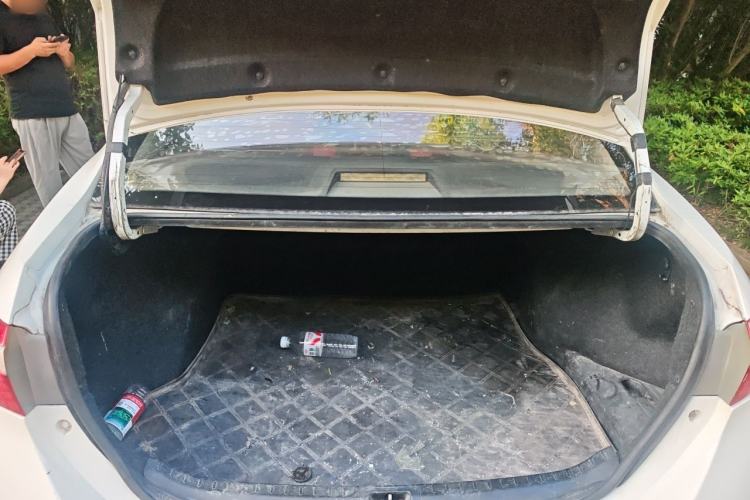 Used Toyota Corolla 2017 1.6L CVT GL Trunk