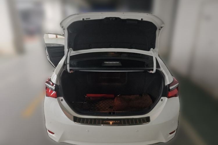 Used Toyota Corolla 2017 Revised Dual-Engine 1.8L E-CVT Elite Edition Trunk