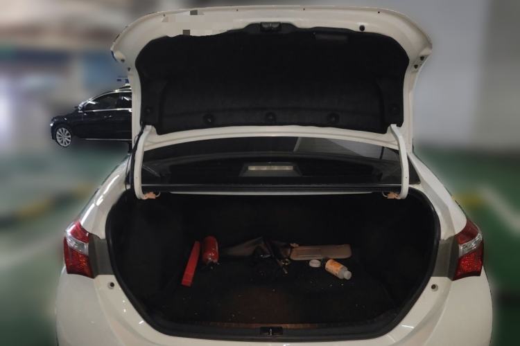 Used Toyota Corolla 2017 1.2T CVT GL Trunk