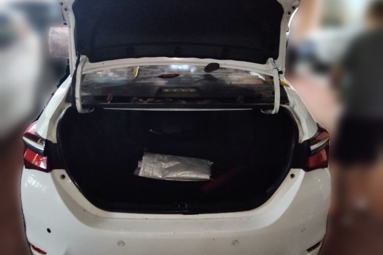 Used Toyota Corolla 2017 Revised Dual-Engine 1.8L E-CVT Leading Edition Trunk