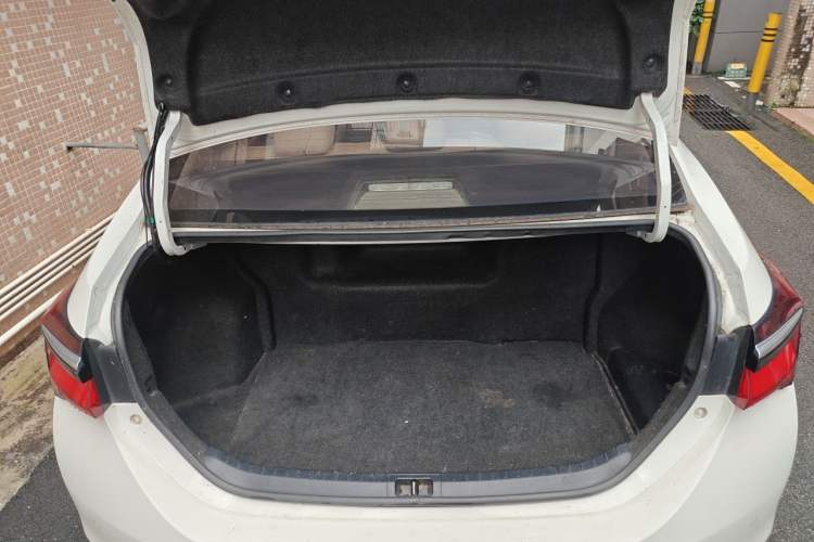 Used Toyota Corolla 2017 Revised Dual-Engine 1.8L E-CVT Elite Edition Trunk
