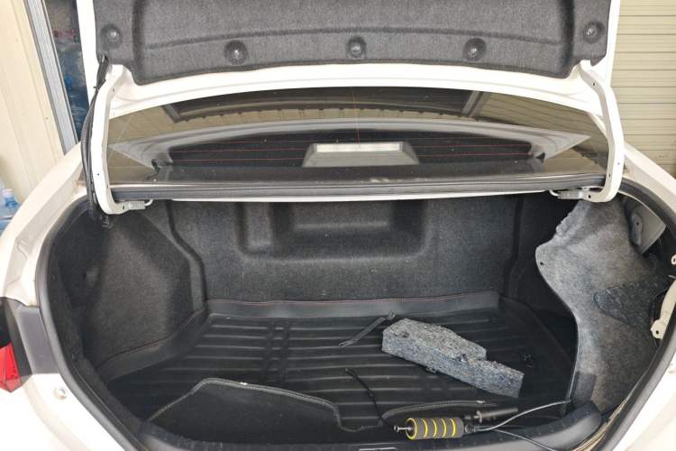 Used Toyota Corolla 2017 Revised Dual-Engine 1.8L E-CVT Elite Edition Trunk