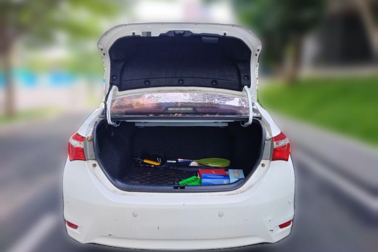Used Toyota Corolla 2017 Revised Version 1.6L S-CVT GL Trunk