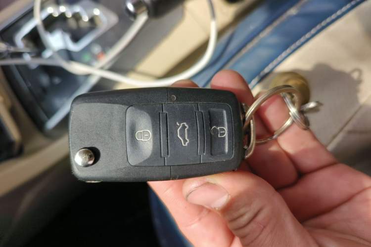 Used Toyota Corolla 2017 Revised Version 1.6L S-CVT GL Vehicle Key