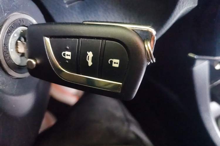 Used Toyota Corolla 2017 1.2T CVT GL Vehicle Key