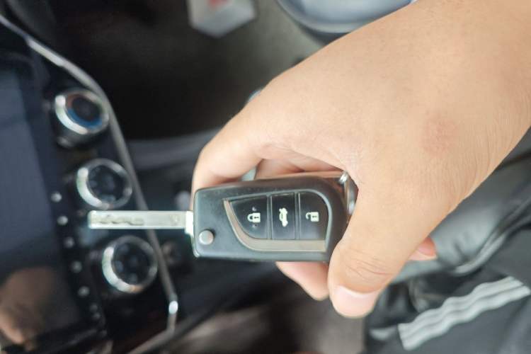Used Toyota Corolla 2017 1.2T Manual GL Vehicle Key