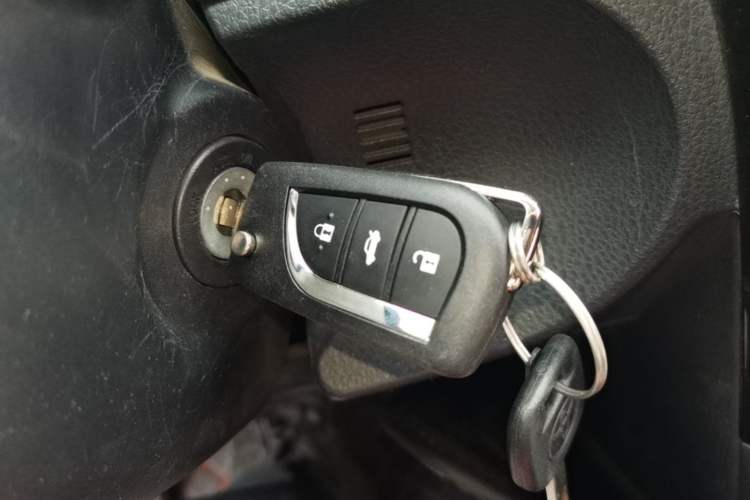 Used Toyota Corolla 2017 Revised Version 1.2T S-CVT GL Vehicle Key