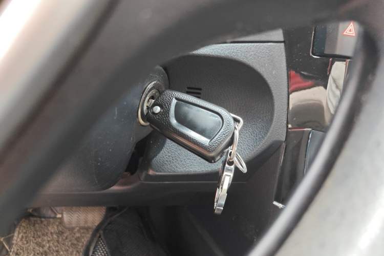 Used Toyota Corolla 2017 1.6L CVT GL Vehicle Key