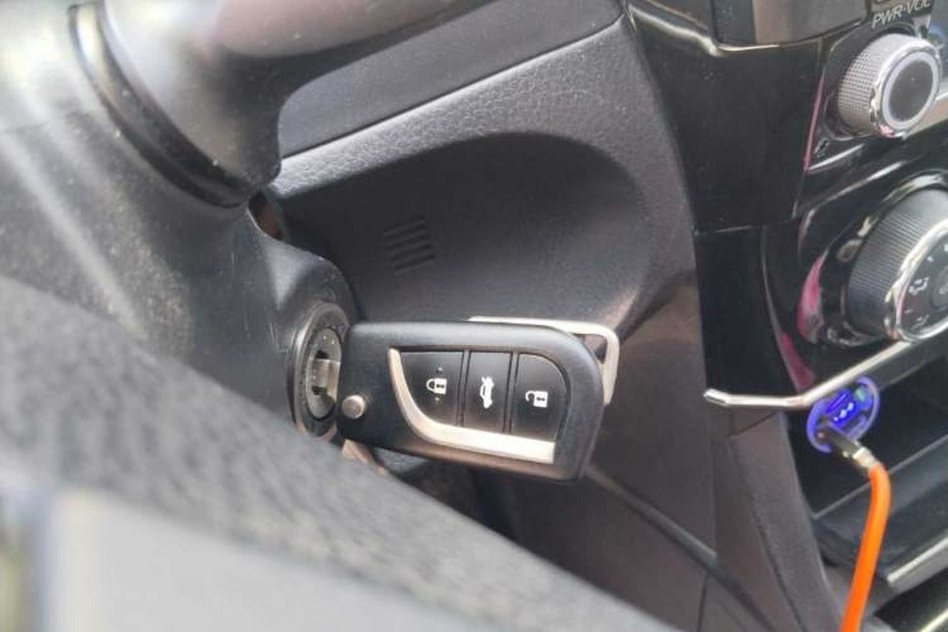 Used Toyota Corolla 2017 1.2T CVT GL Vehicle Key